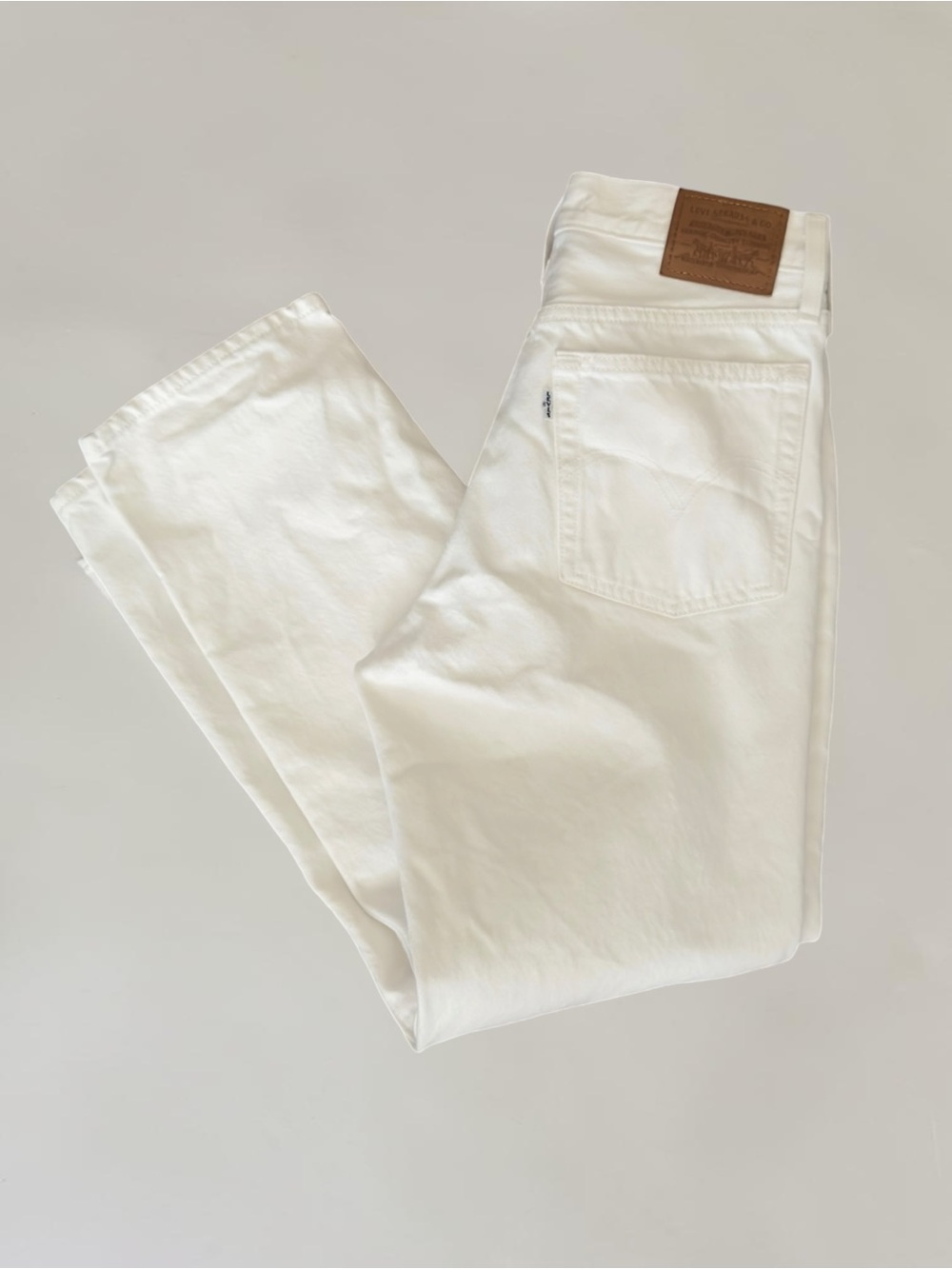 Levi’s Premium Wedgie Straight White Jeans Size 27 High Waist Button Fly